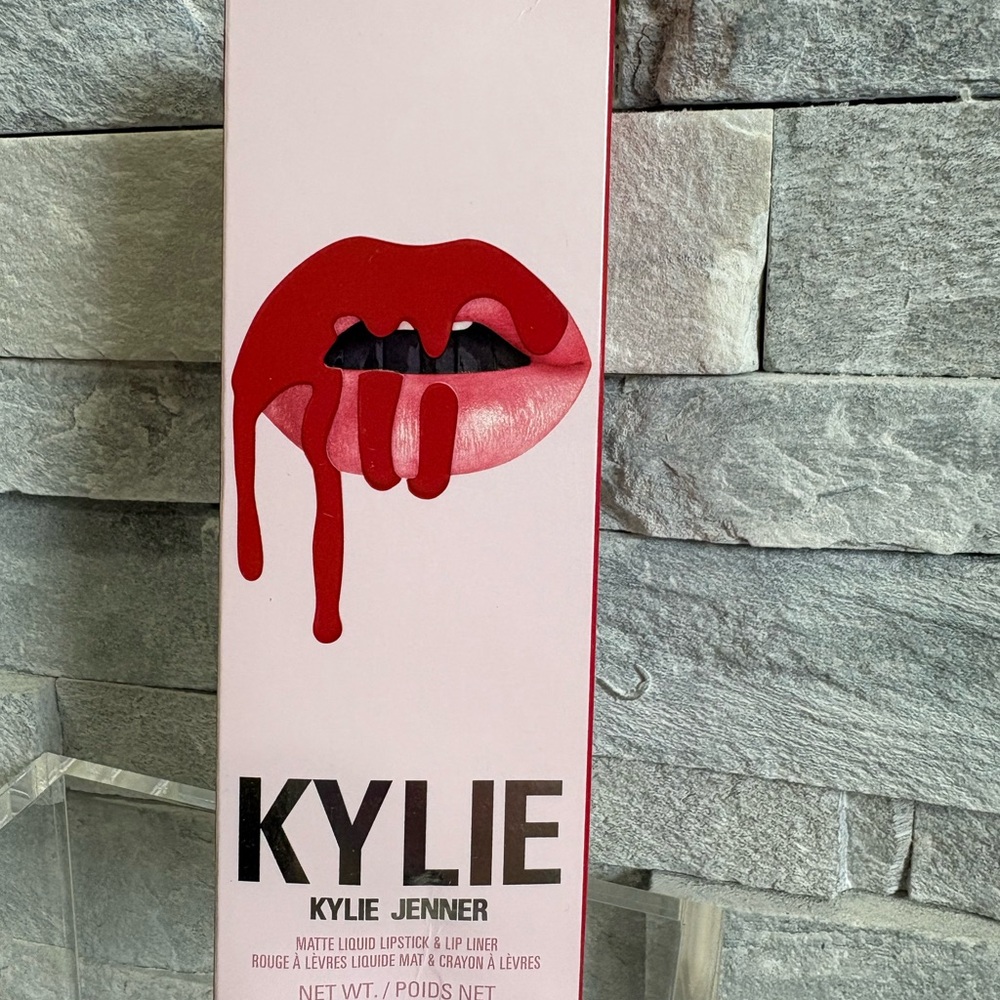 Kylie Cosmetics Matte Liquid Lipstick & Lip Liner — Classic Red